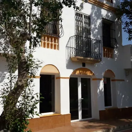 Villa Mansion Ibiza Salou *
